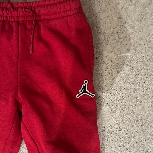 Jordan Kids Red Sweatpants with Logo - Picture 2 of 6